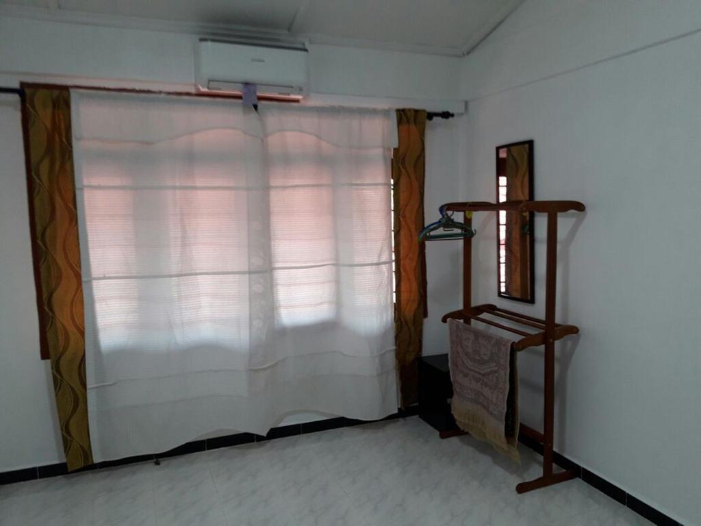 Nur Muslim Homestay At Kota Bahru Luaran gambar