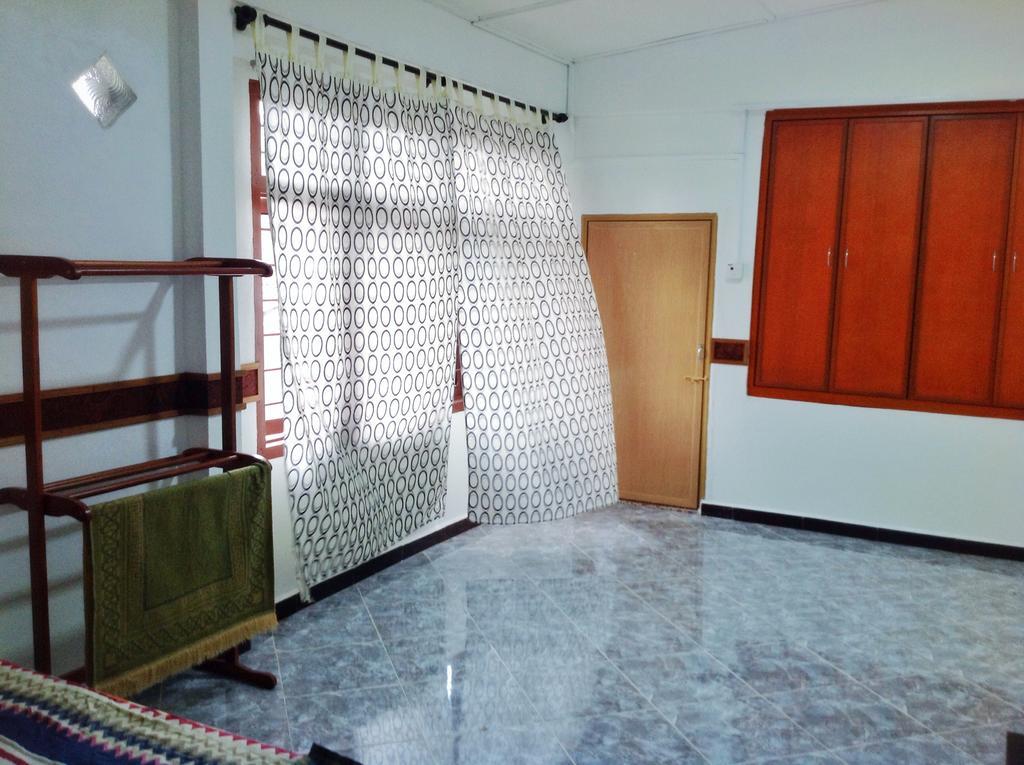 Nur Muslim Homestay At Kota Bahru Luaran gambar