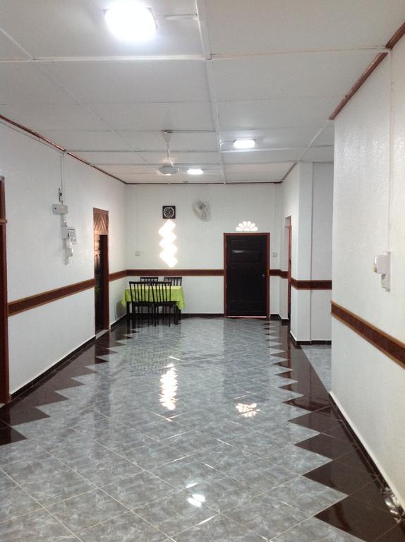Nur Muslim Homestay At Kota Bahru Luaran gambar